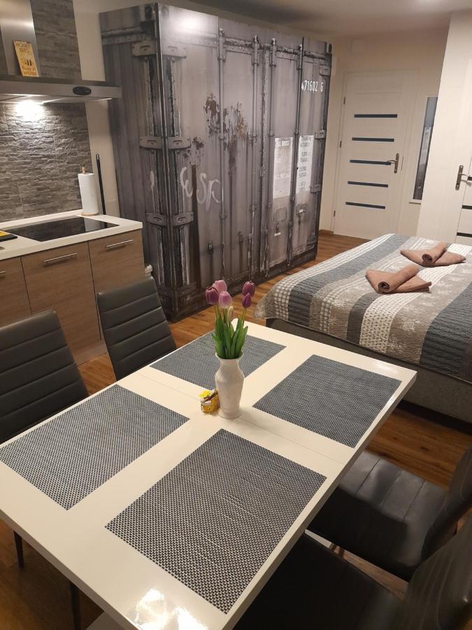 Honey Apartment Lendava Eksteriør bilde